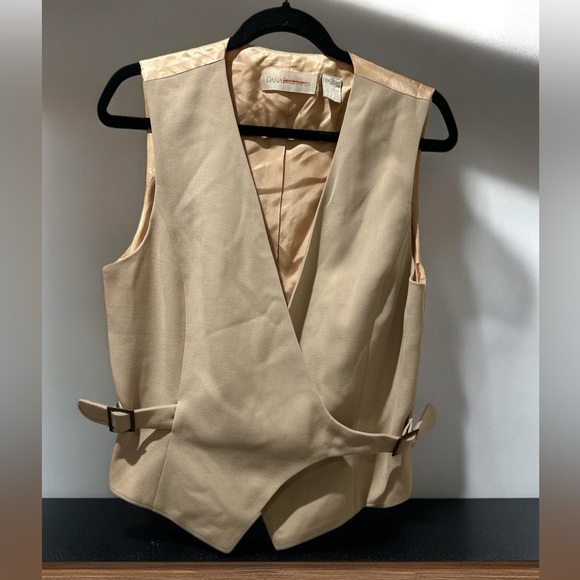 Tailored Dana Buchman Vest - Picture 1 of 8
